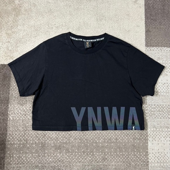 Liverpool FC YNWA Womens Black Crop Top T-Shirt Size 8 Soccer Jersey - Picture 1 of 5